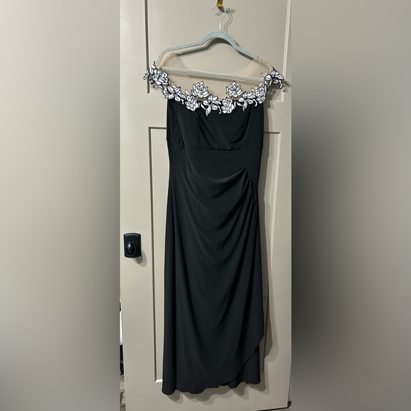 MSK Dresses & Skirts - Black nude sheer Evening Dress with Floral Embellished Neckline MSK